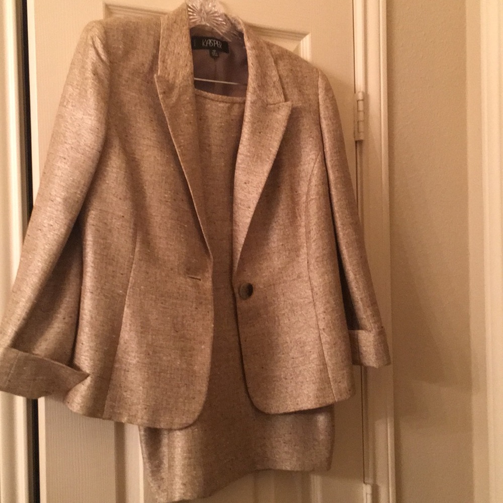 Suit